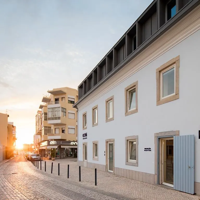 Hostel Conii & Suites Algarve Quarteira