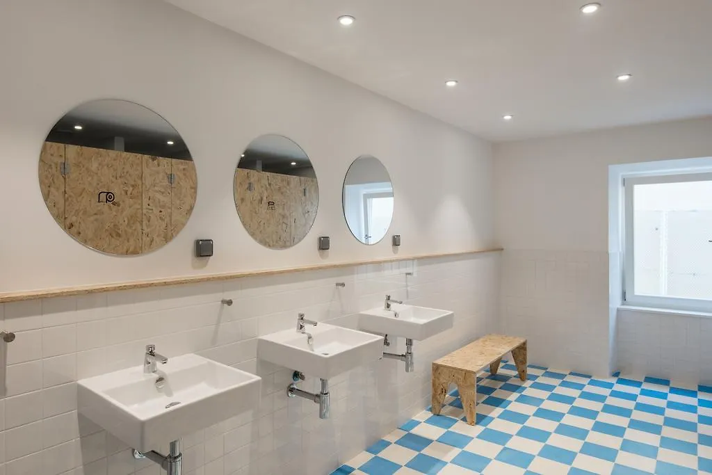 Hostel Conii & Suites Algarve Quarteira