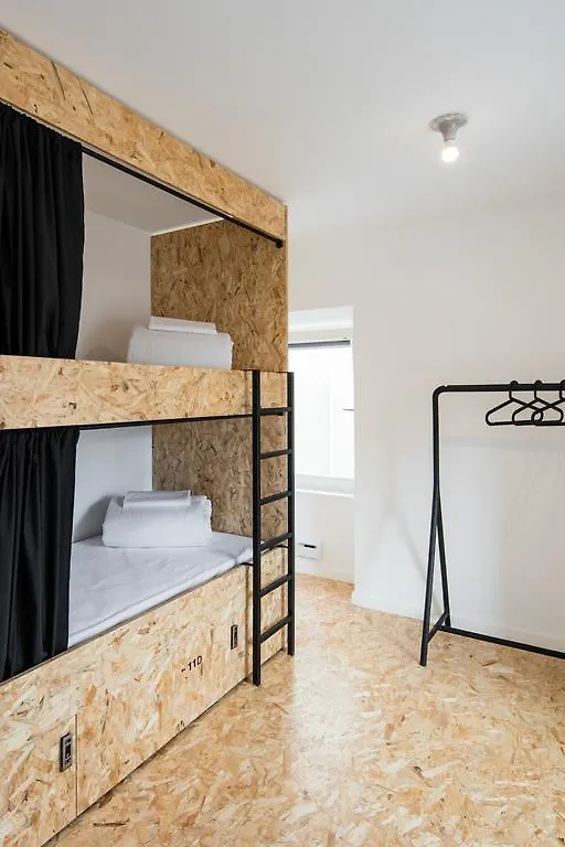 Hostel Conii & Suites Algarve Quarteira