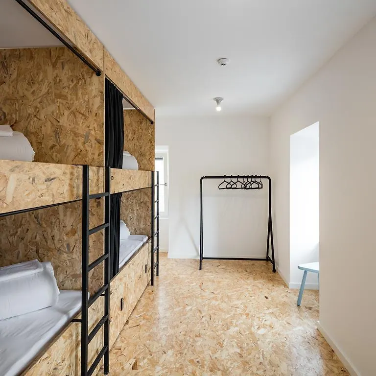 Hostel Conii & Suites Algarve Quarteira