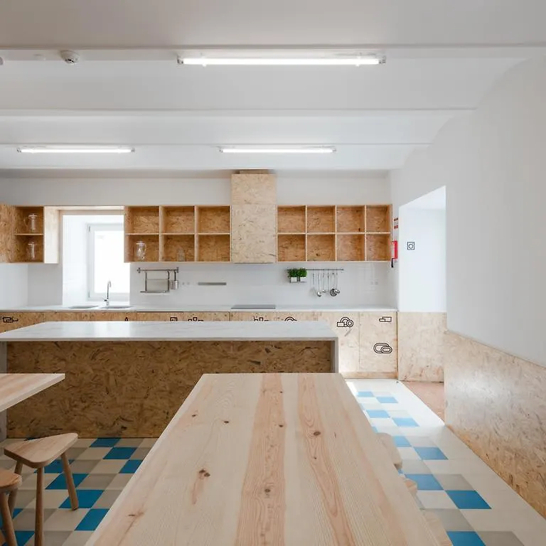 Hostel Conii & Suites Algarve Quarteira
