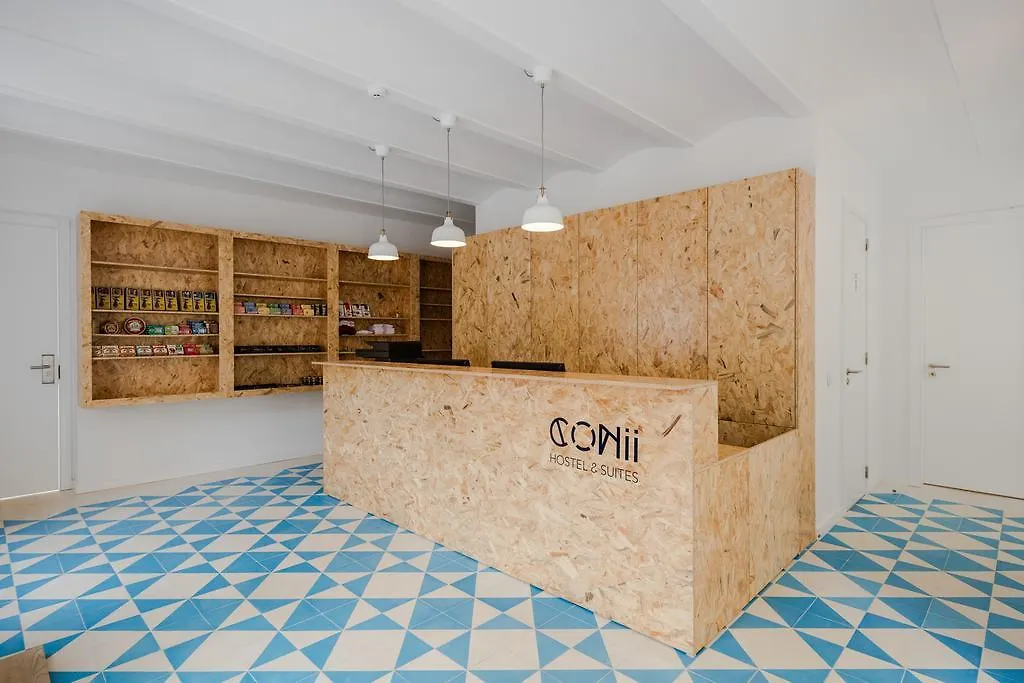 Hostel Conii & Suites Algarve Quarteira Portekiz