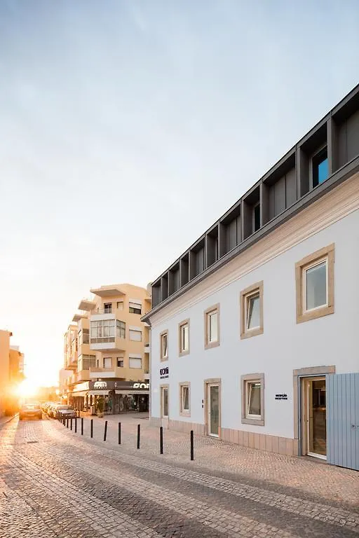 Hostel Conii & Suites Algarve Quarteira