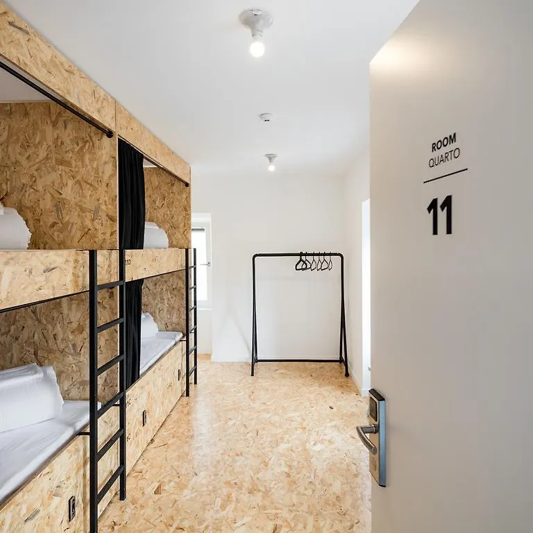 Hostel Conii & Suites Algarve Quarteira