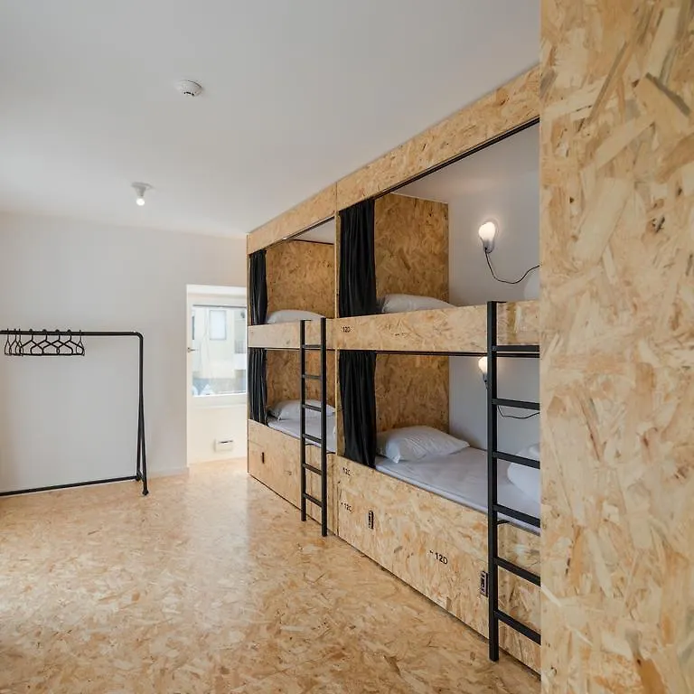 Hostel Conii & Suites Algarve Quarteira