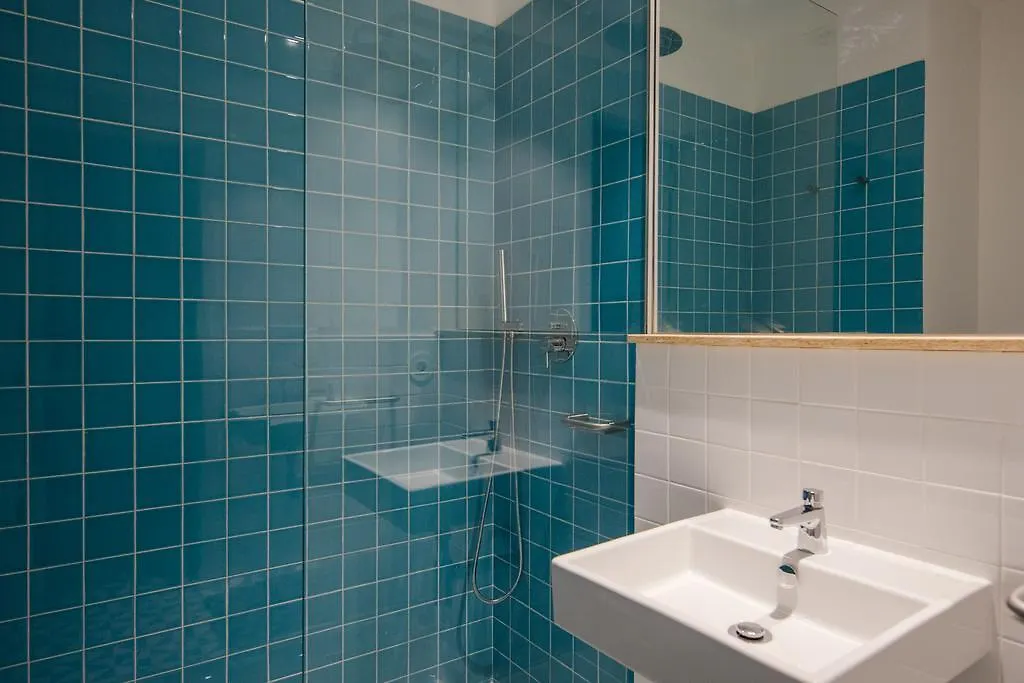 Hostel Conii & Suites Algarve Quarteira 0*,