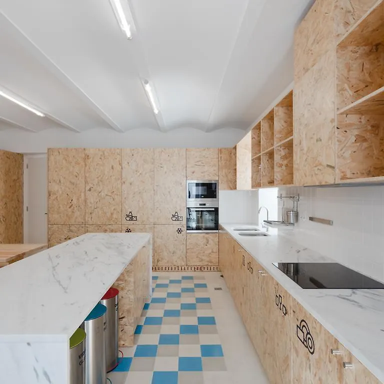 Hostel Conii & Suites Algarve Quarteira