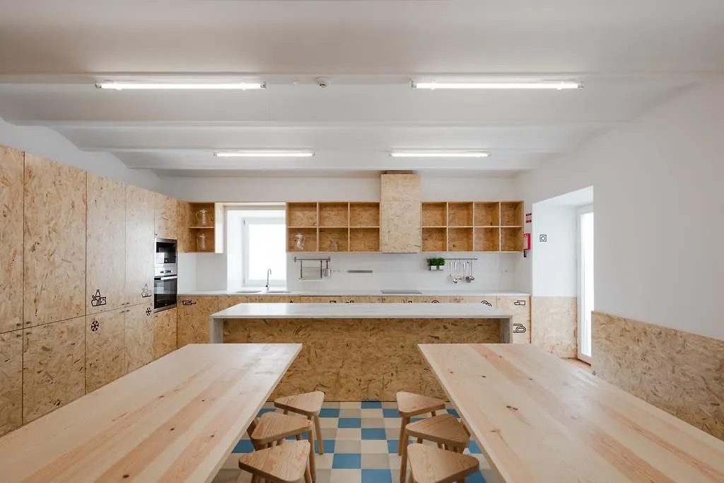 Hostel Conii & Suites Algarve Quarteira