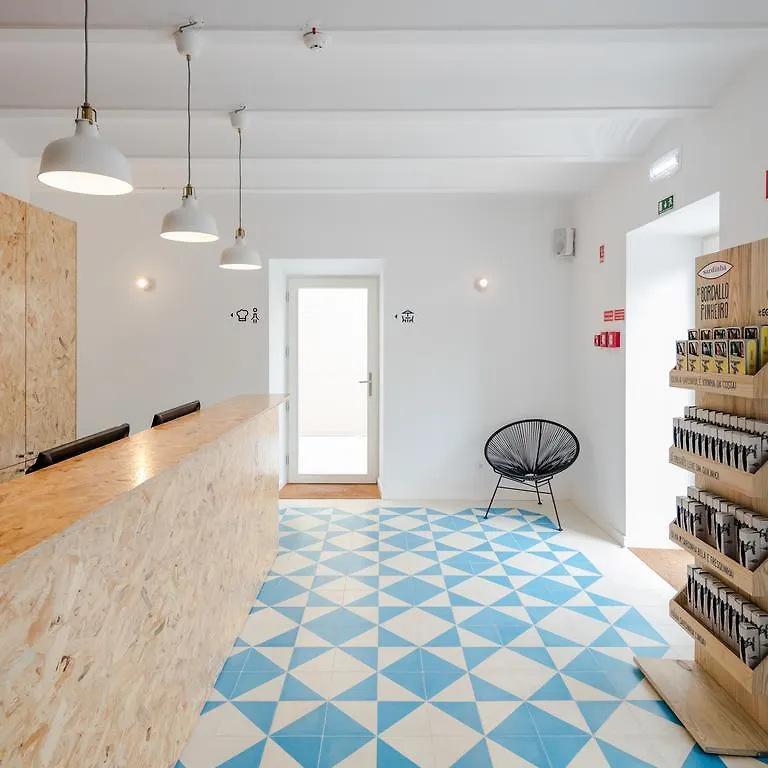 Hostel Conii & Suites Algarve Quarteira