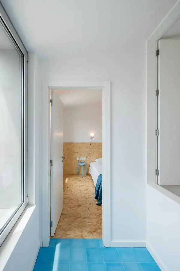 Hostel Conii & Suites Algarve Quarteira